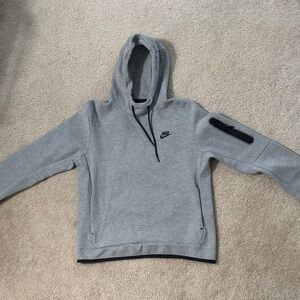 Nike Gray Men's Hoodie Sweater